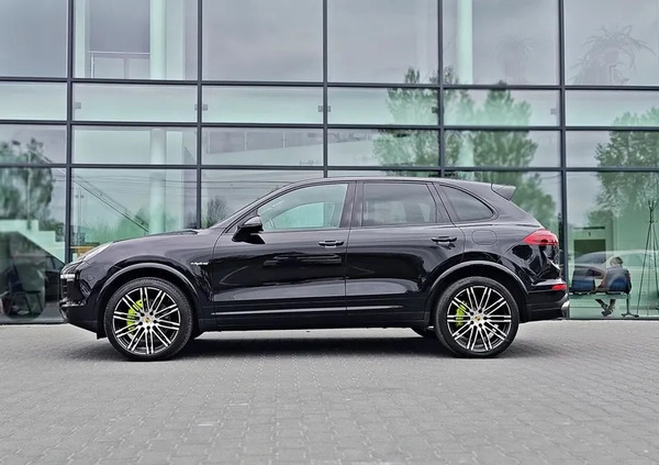 Porsche Cayenne cena 159900 przebieg: 130000, rok produkcji 2017 z Lubień Kujawski małe 781